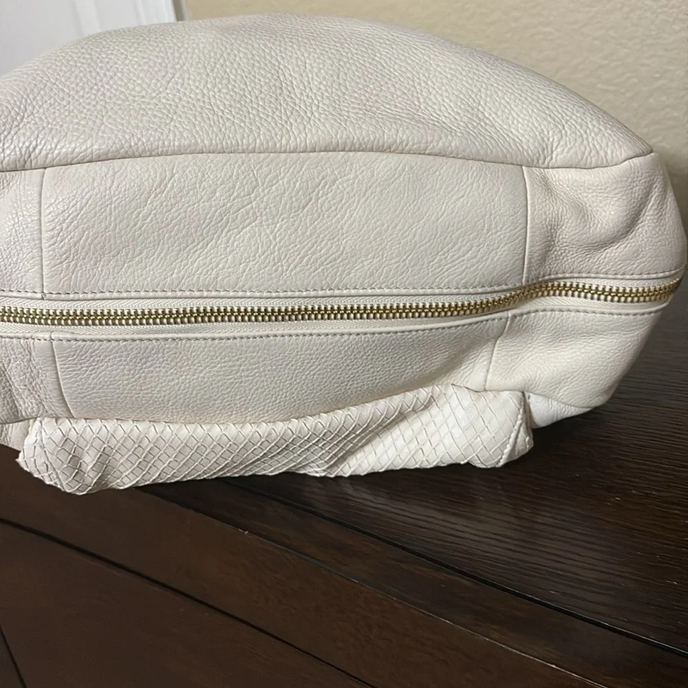 Furla Large Cream Hobo Bag NWT - Picture 6 of 15